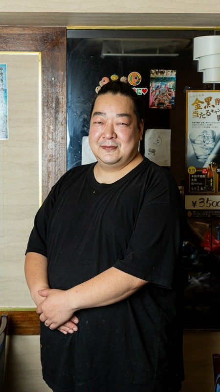 越智　寛 氏