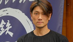 婦木　慎吾 氏