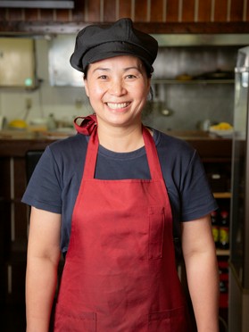 ドアンティ　ユン 氏