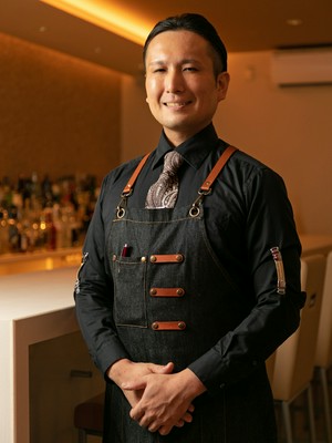 武　英昭 氏