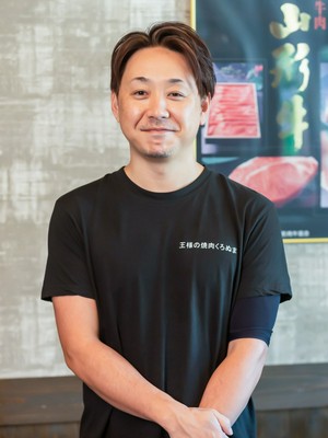 長谷川　康仁 氏