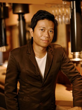 ポマ　プンサン 氏