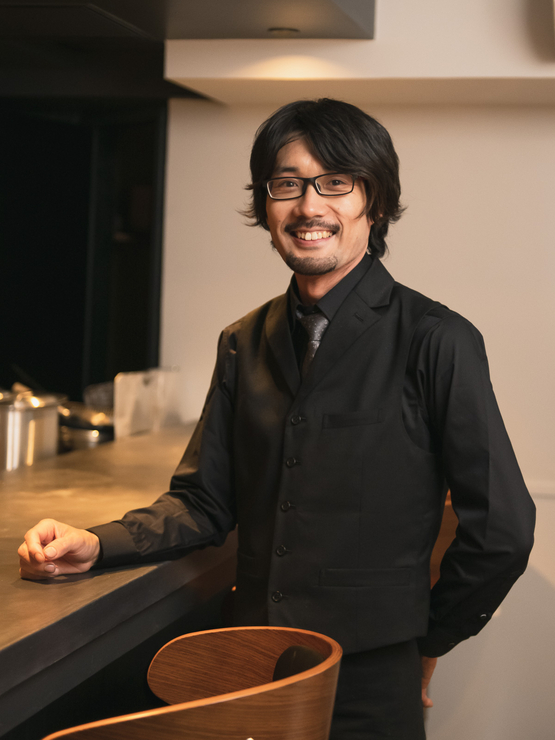 梅田　俊弘 氏