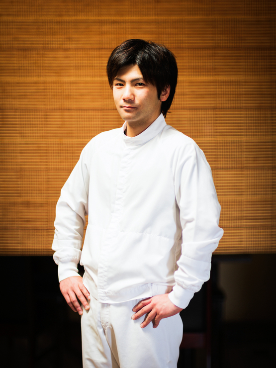 島貫　智和 氏