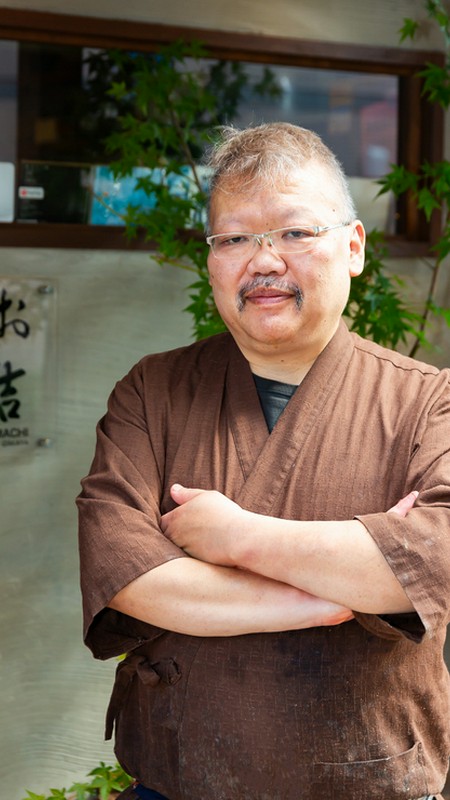 菊池 氏