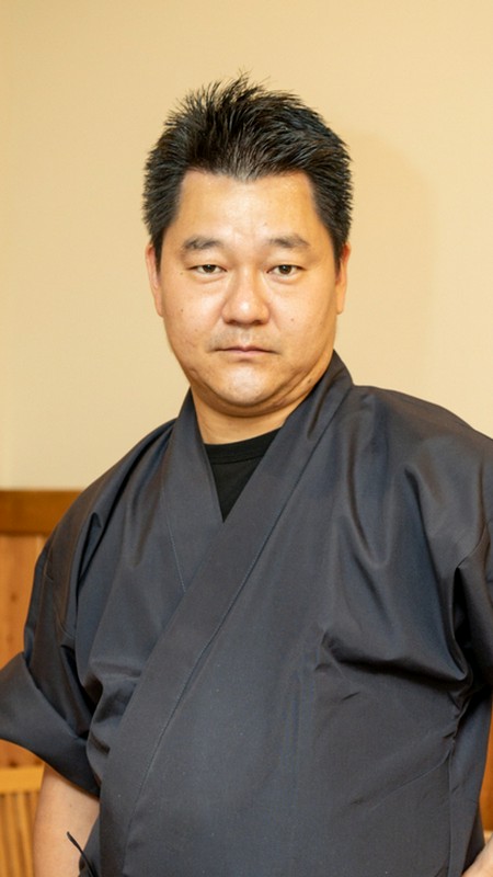 平塚　善明 氏