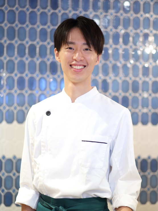 佃　一平 氏