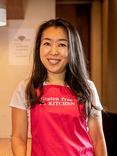 飯野　孝子 氏