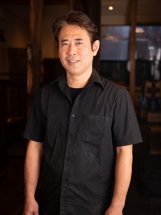 林　頼継 氏