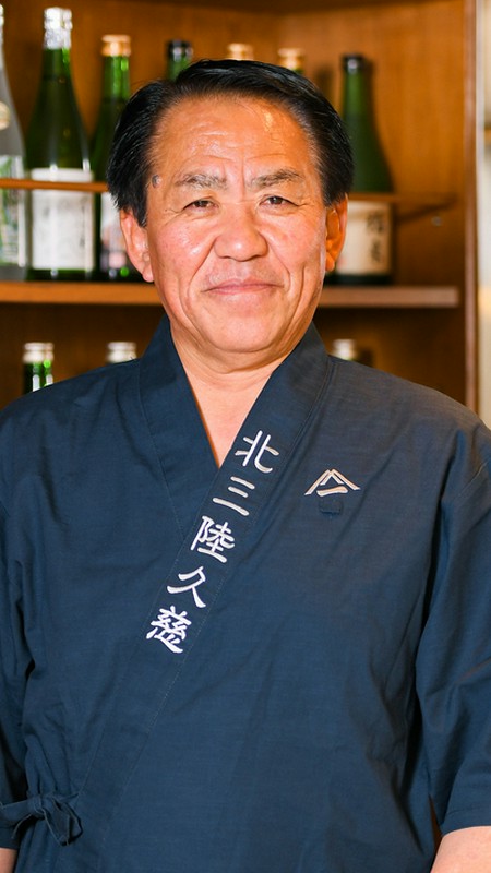 貫牛　利一 氏