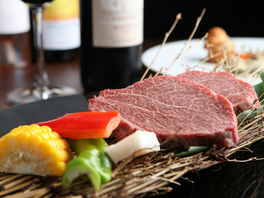 鉄板焼　大和屋