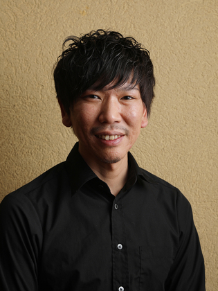 服部　亮 氏