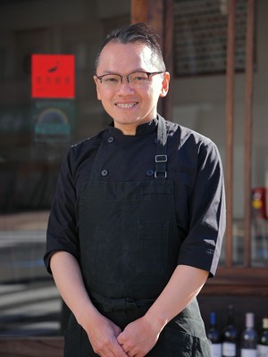 謝天傑 氏