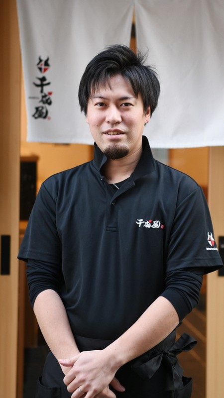 藤野　太輔 氏