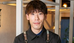 餅原　徹 氏
