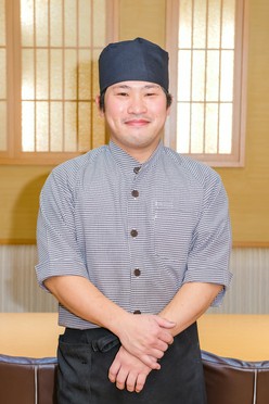 小山内　修太 氏