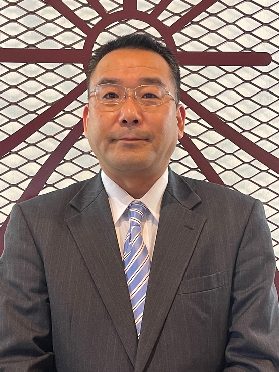 山口　剛 氏