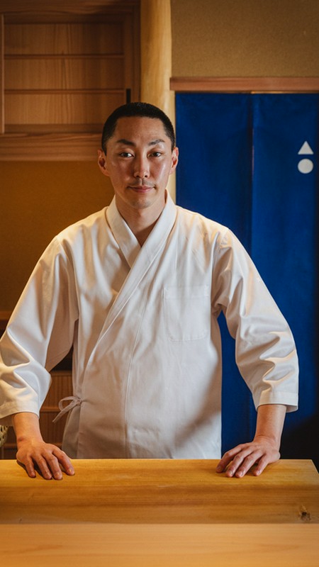岡﨑 亮 氏