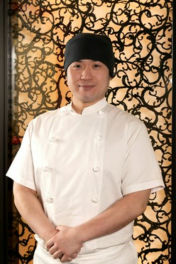 下野　雄寿 氏