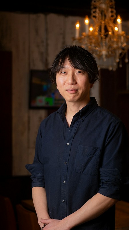 パク　デヒョン 氏
