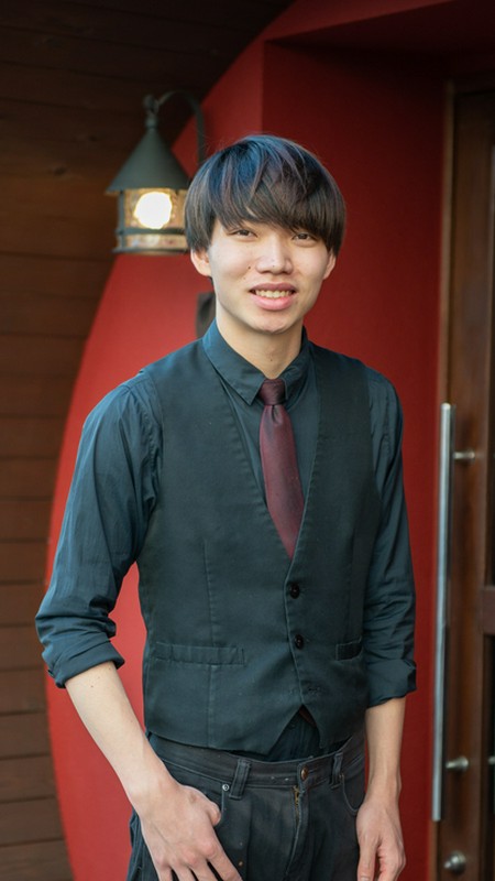 内藤　竜士 氏