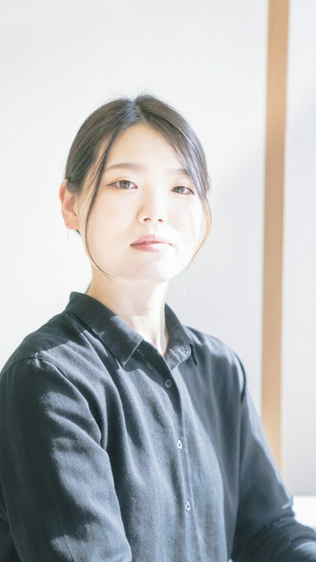 山本　愛 氏
