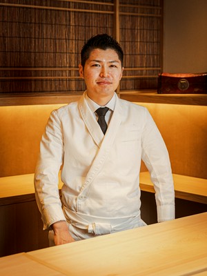 伊藤　龍亮			 氏