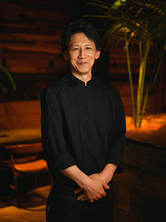 川島　貴彦 氏