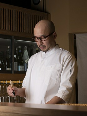 井手上 博久 氏