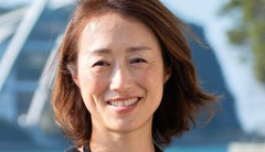 大鶴　香織 氏