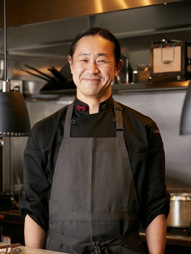尾本　寛 氏