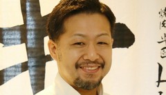 水上　寿樹 氏