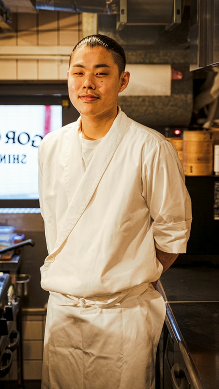 山本　誠也 氏