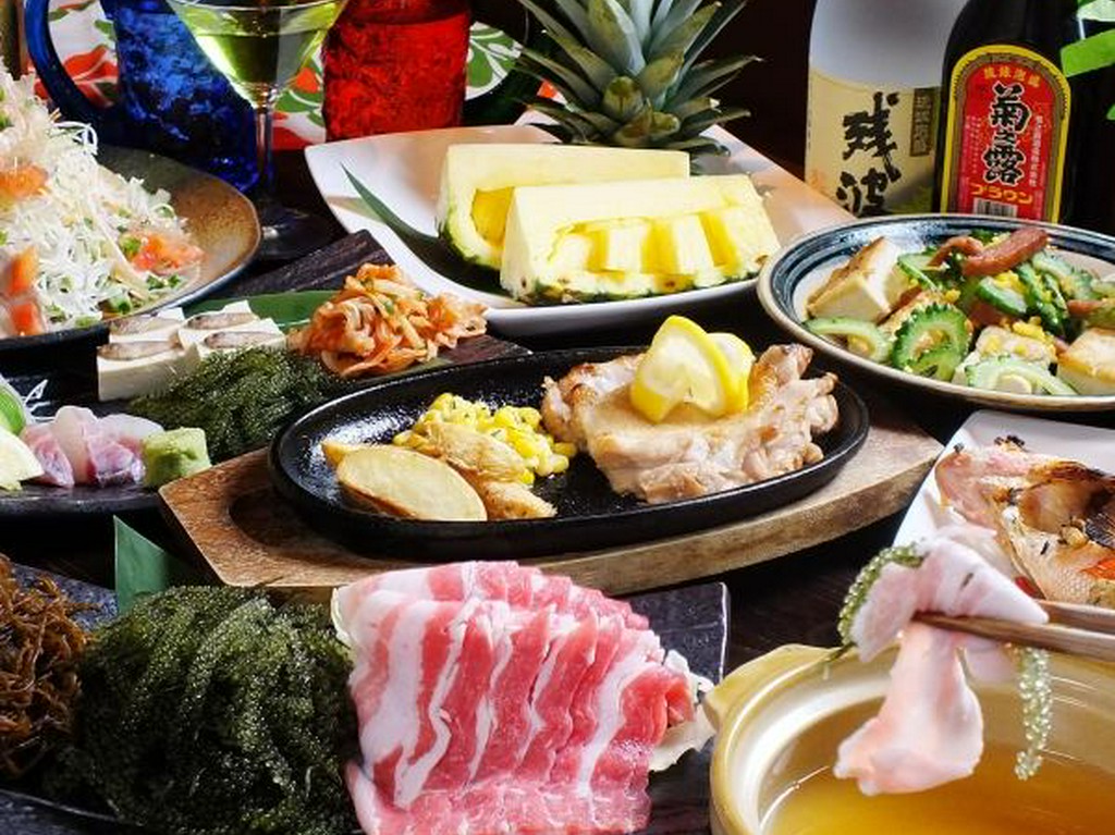 うちなーだいにんぐ　じなんぼう　牧志国際通り店