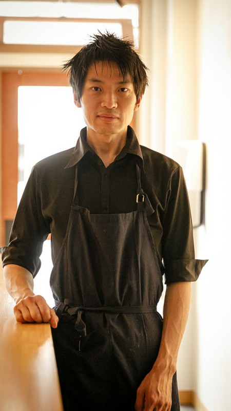 河村　神賜			 氏