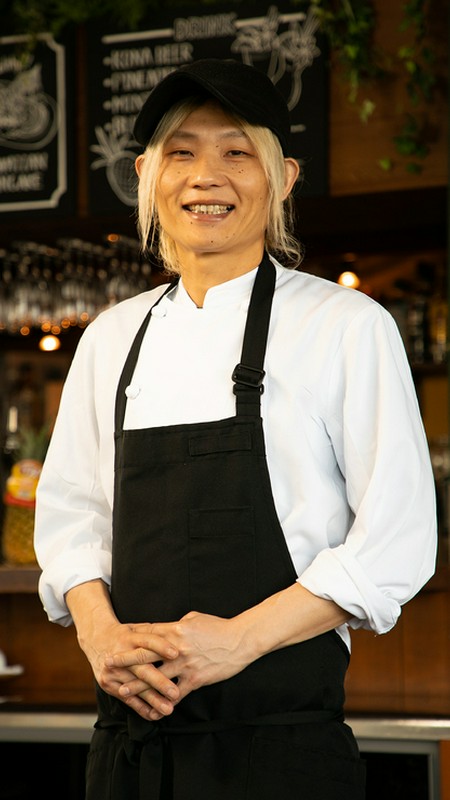 山﨑　隆史 氏