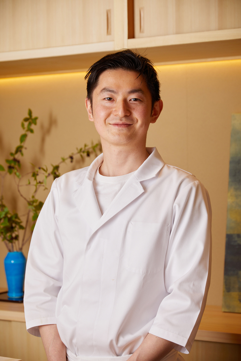 酒井 研野 氏