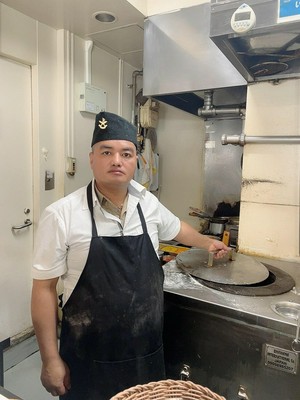 チュール・バハドール 氏