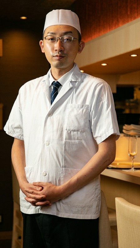 岩崎　将也 氏