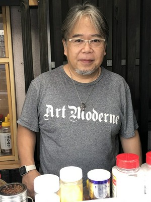 濱島　嘉城 氏