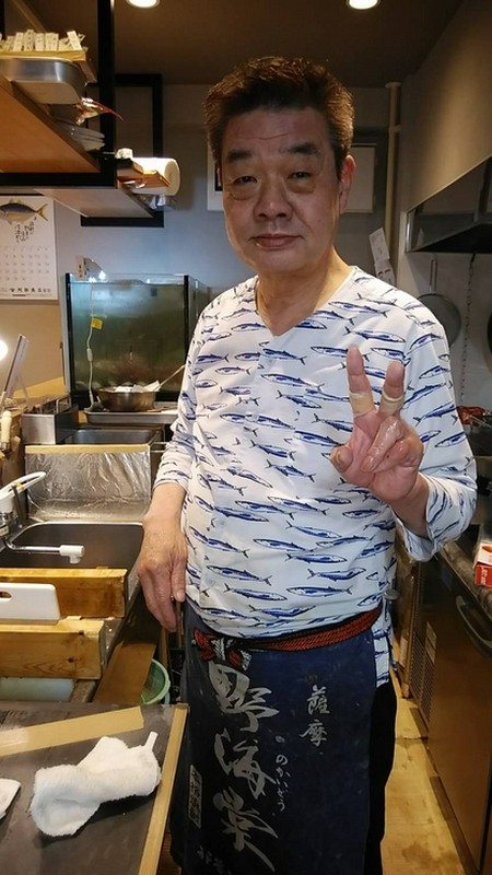 河上　泰博 氏