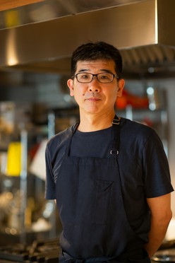 古井繁規 氏