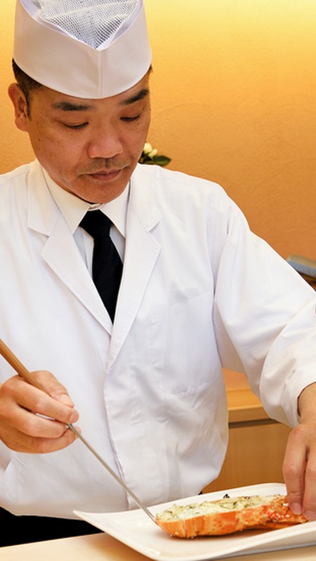 井上　盛博 氏