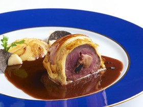 フランス料理店 シェ・イノ