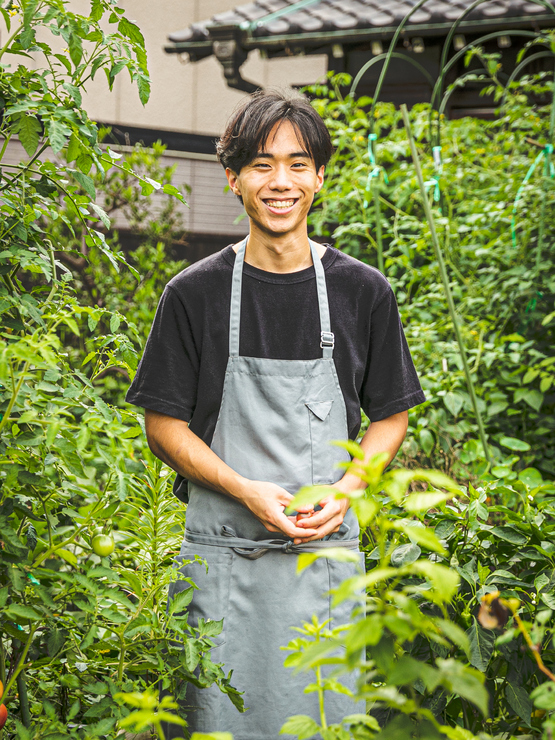 本岡　将 氏