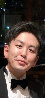 河野裕哉 氏