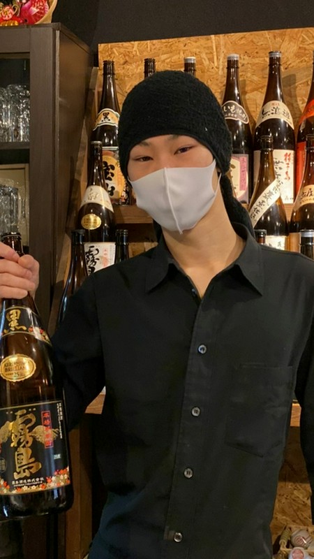 安藤　優樹 氏