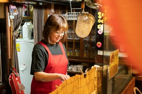 瀬川　真奈美 氏