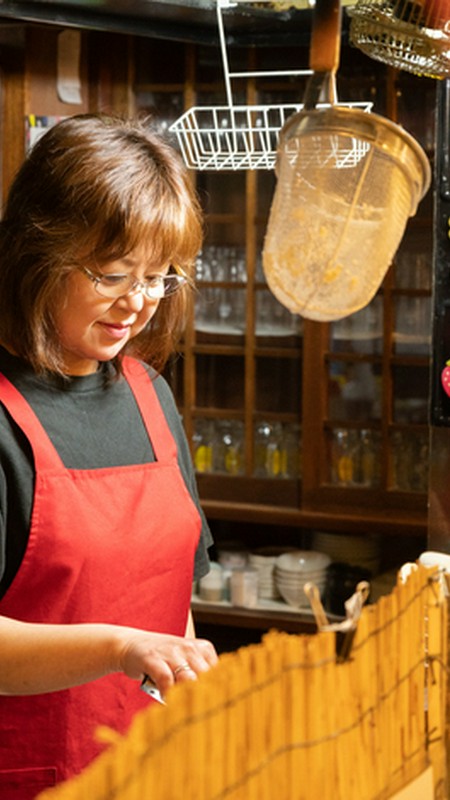 瀬川　真奈美 氏