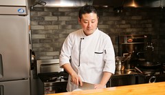 中村　俊徳 氏